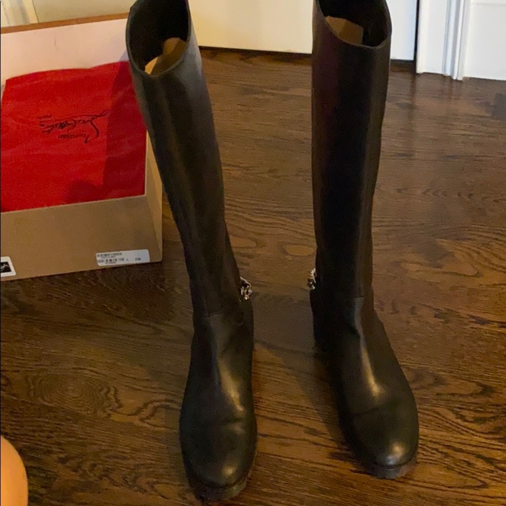 COPY - Christian Louboutin Croche Cate boots